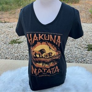 Disney Lion King Hakuna Matata V Neck Shirt Large